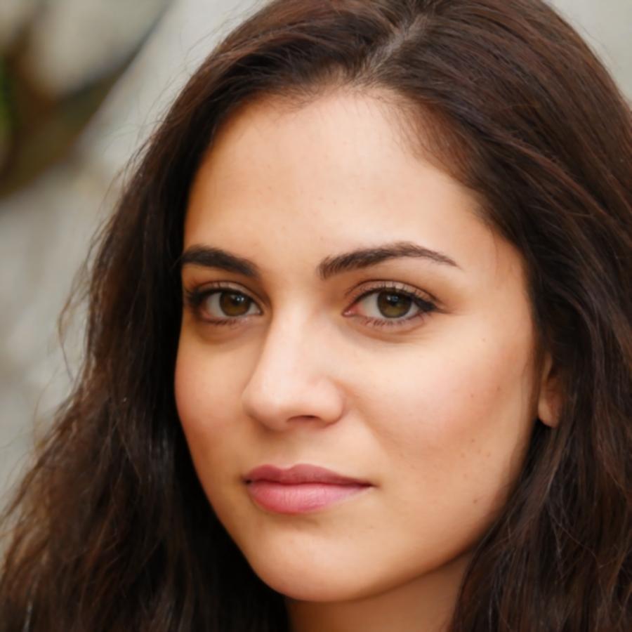 Portrait de Clara Dubois, experte en analyse financière